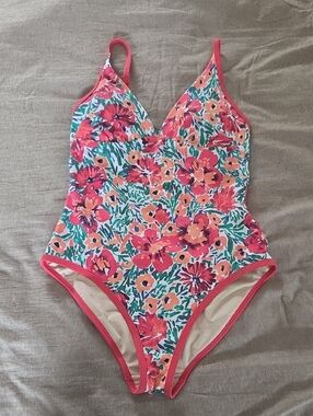 NEW L.L. Bean Flower One Piece Swim Suit